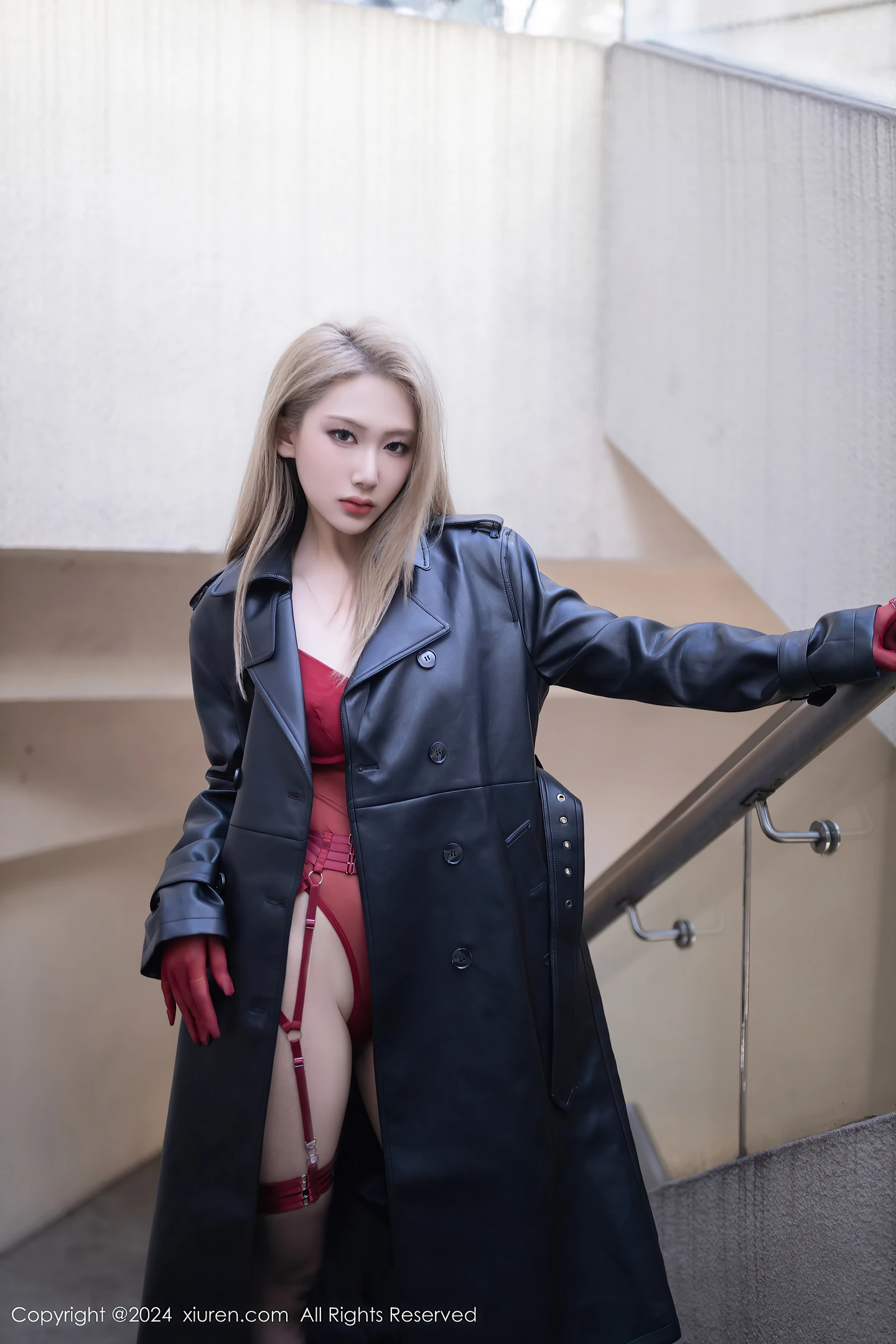 图片[3]-[XiuRen秀人网]VOL.8124 模特沈青黛性感黑皮衣露红色情趣内衣配黑丝吊袜极致魅惑写真79P-秀人网官方网站